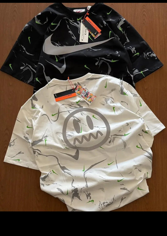 Nike T-shirt Shoulder